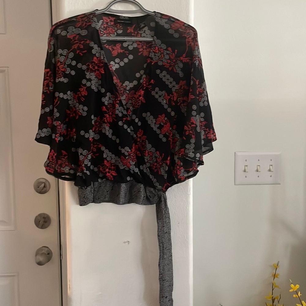 New York & Company Tied Waist Floral Blouse Size XS